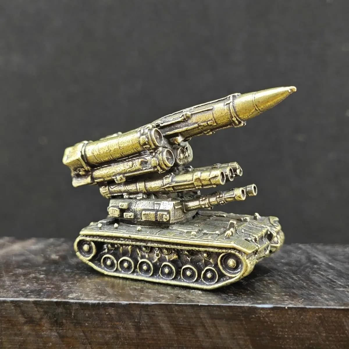 Brass Miniature Tiger Tank Model - Metal Figurine for Desktop Decor, Diorama Accessory & Collectible Military Ornament