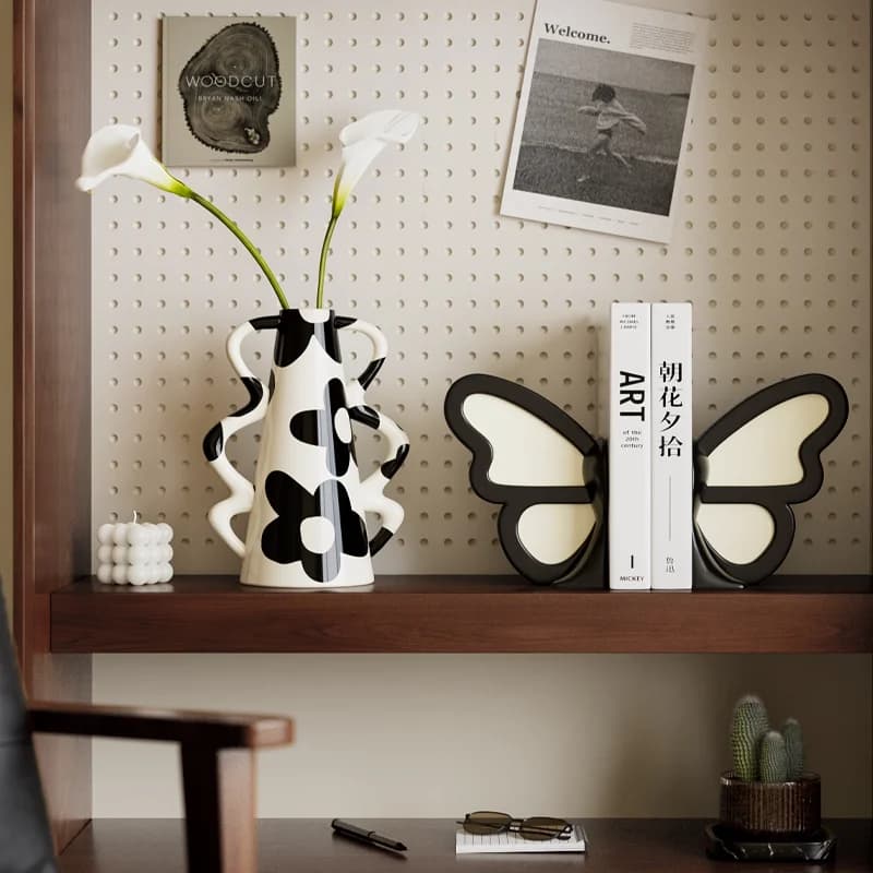 Vintage Butterfly Bookends Entryway Cabinet Home Decor Sculpture Artistic Desk Ornament Living Room Aesthetic Tabletop Display
