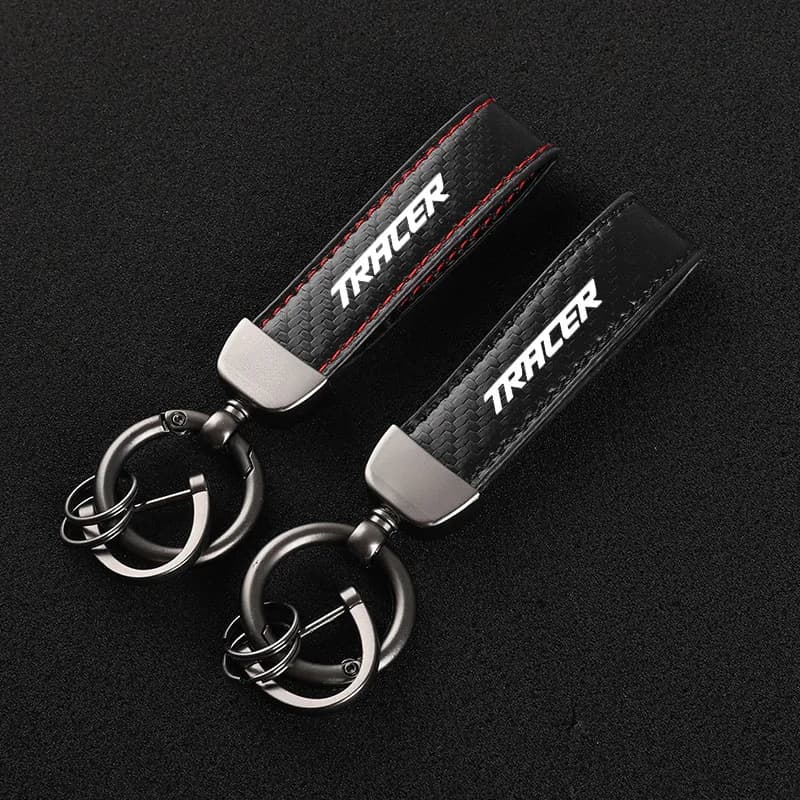 High-Grade Carbon Fiber Motorcycle Keychain Holder Keyring for YAMAHA Tracer 900/GT 2014-2019 2020 Accessories