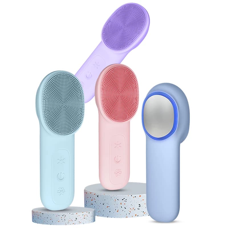 Home Facial Cleansing Brush Rechargeable IPX7 Waterproof With Hot Cold Therapy