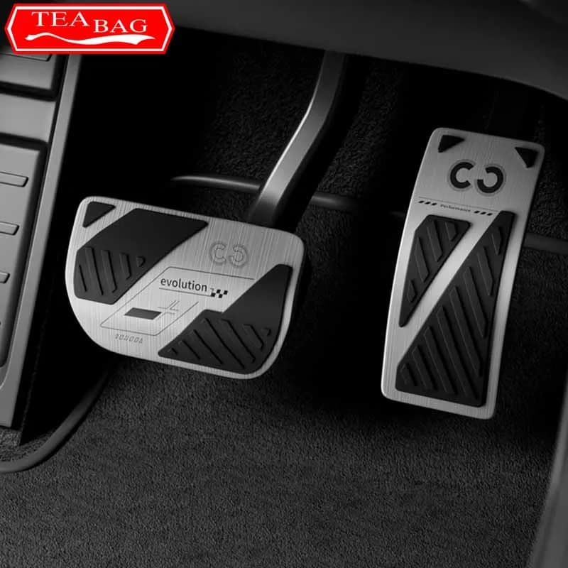 For Lynk&Co 01 05 Car Styling Metal Automotive Gas Brake Pedal Non-slip Anti-friction Interior Decorative Parts Auto Accessories