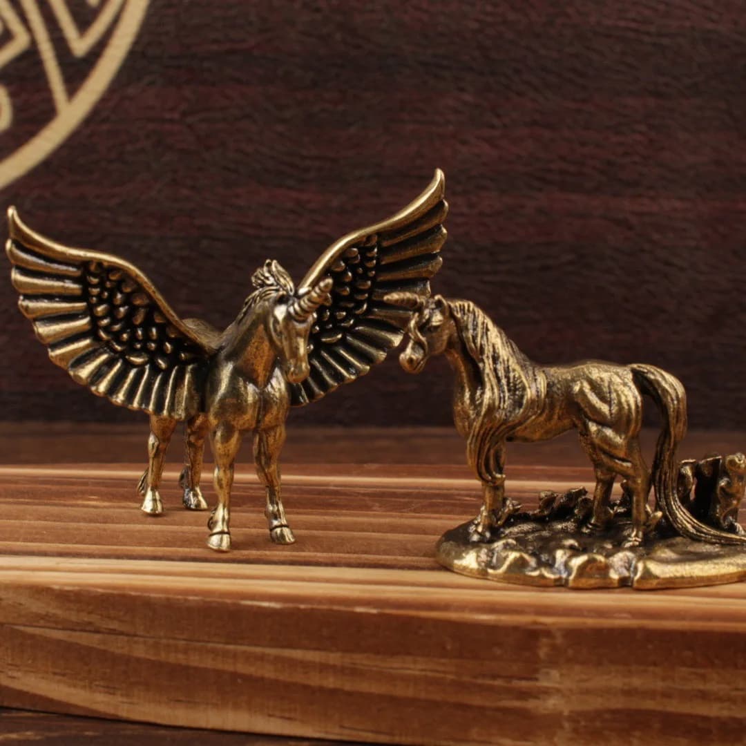 Vintage Handmade Brass Unicorn Pegasus Figurine, Rotatable Pony Ornament, Retro Craft Collectible Desktop Decor Tea Pet