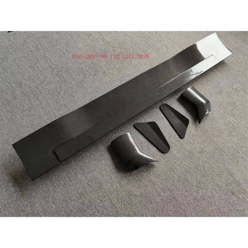 For Style Carbon Fiber Rear Spoiler Body Kit