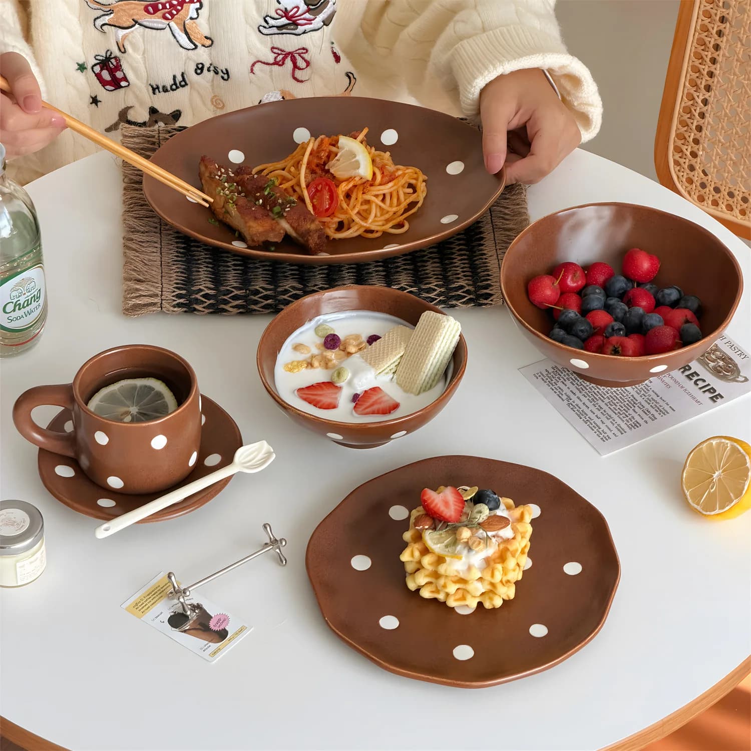 Lelyi High-value Appearance Hand-pinched Hand-painted Ins-style Wave Pattern Creative Porcelain Eco-Friendly Irregular Plates