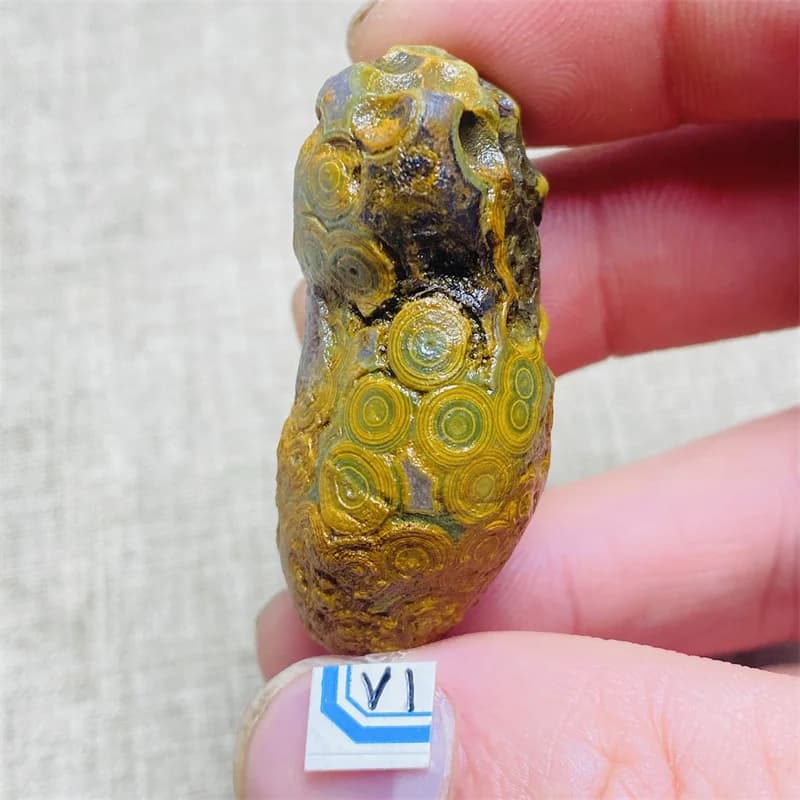Natural agate crystal Healing Gobi Mineral specimen Christmas gift