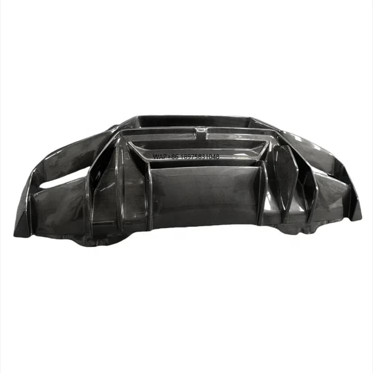 For LP610 LP580 Carbon Fiber Rear Bumper Body Kit V-Style Diffuser New Automotive Components Car Bumpers