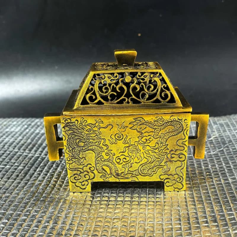 Antique Bronze Collection: Old-Style Dragon Pattern Burner, Hollowed-Out Xuan De Square Household Indoor Incense