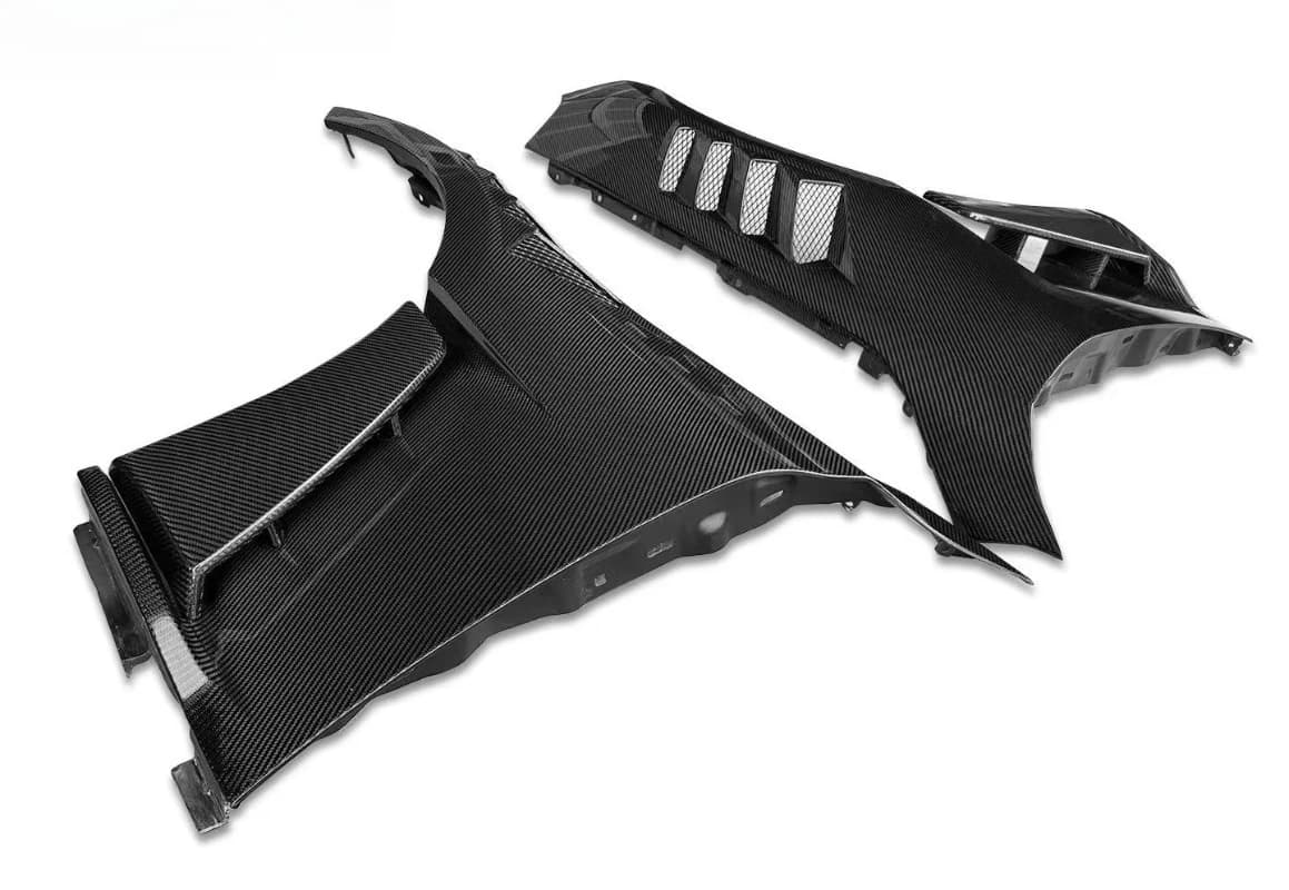 Suitable for M2 G87 - Carbon Fiber Perforated Fender