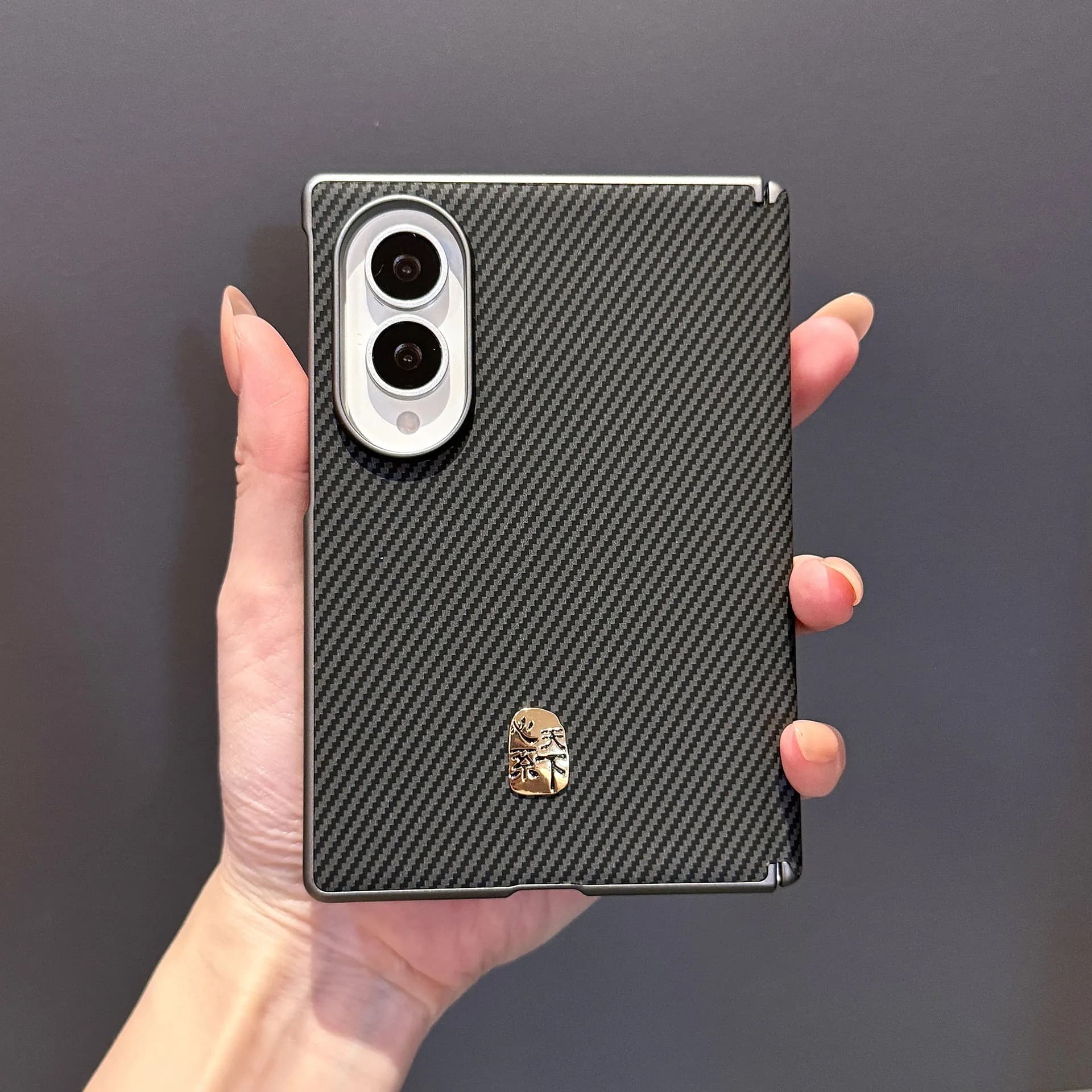 For Samsung Galaxy Z Fold 8 Wide Case Carbon Fiber Pattern Matte Leather With Hinge Shockproof Protection Hard Cover Accessories