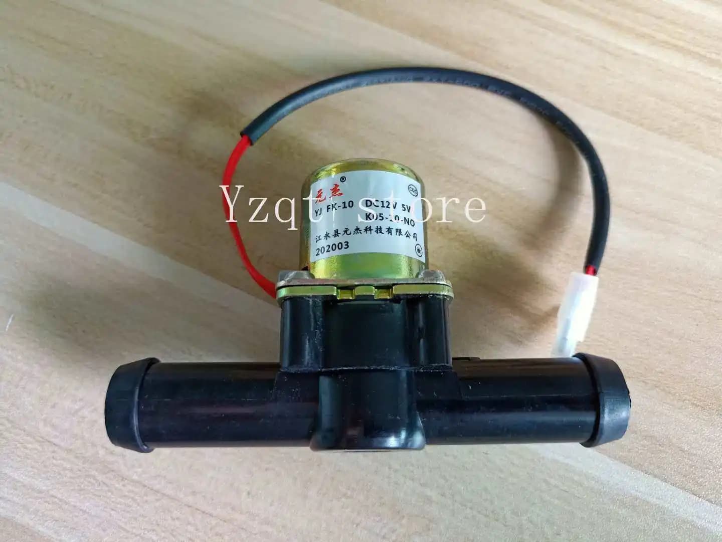 12V normally closed automobile heater water valve, air conditioner heater water valve, hot and cold switch, solenoid valve