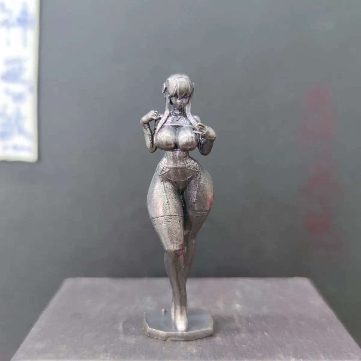 Antique Brass Tactical Bunny Girl Statue - Anime Figure for Desk decor Handmade Collectible Desk Art Minimalist Maiden Sculpture