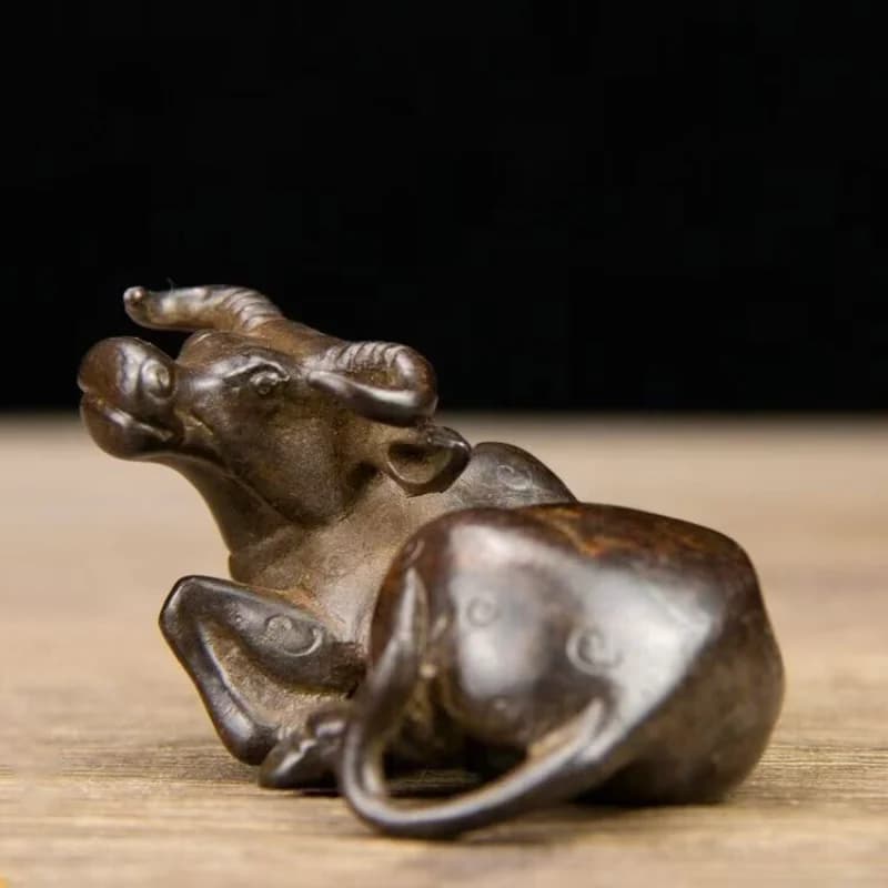 Chinese Old Brass Copper Statue Hand Carved Bull,Antique handicraft ornaments