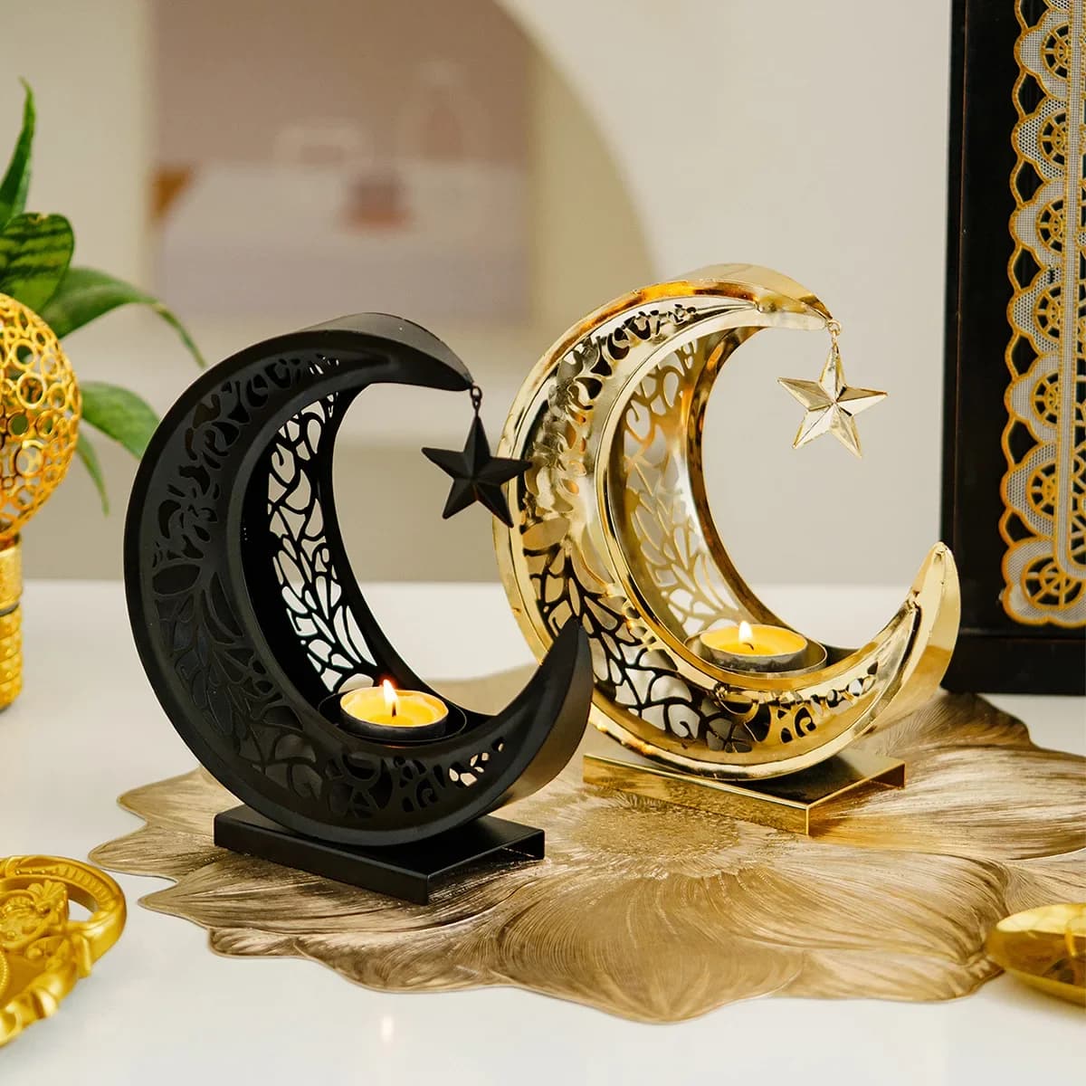 Moon Star Shaped Metal Candle Holders Home Desktop Luxury Candlesticks for Candles Ornament Tea Candle Home Festival Decoration