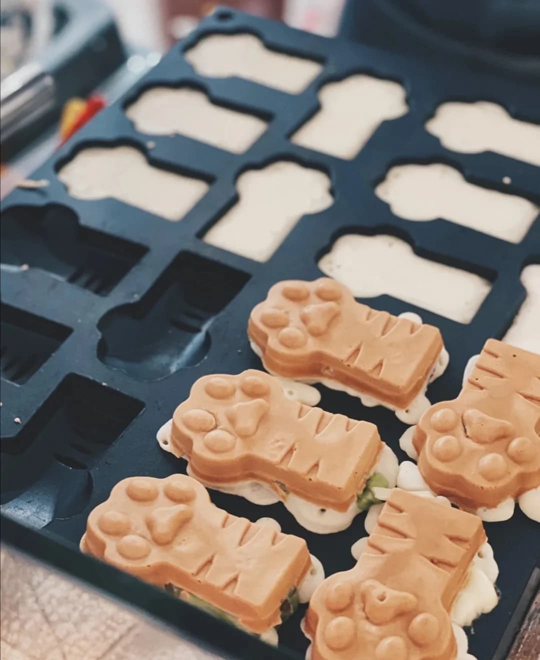 Cute Cake Cat Paw Waffle Maker Machine Electric