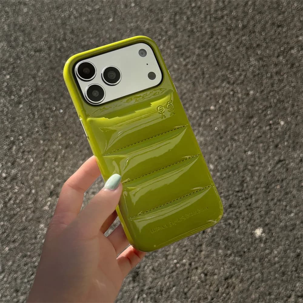 Fashion Glossy Green Puffer Phone Case For iPhone 15 16 17 Pro Max 3D Quilted Down Coat Texture Aesthetic Anti-drop Phone Cover