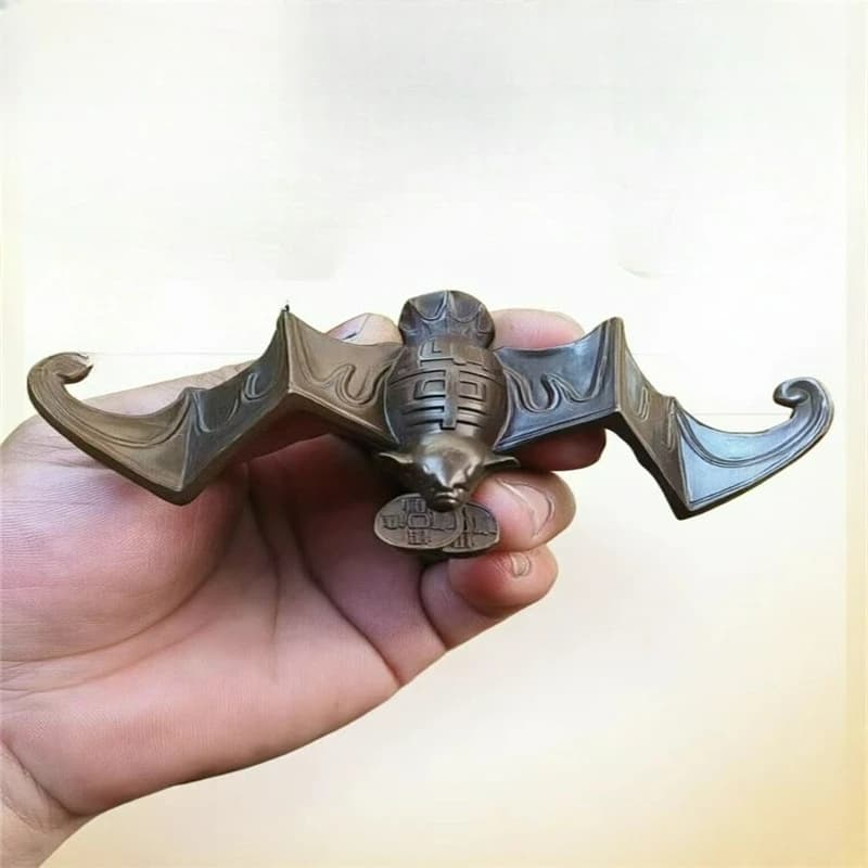 Antique Bronze Lucky Bat Creative Home Garden Living Room Entrance Ornaments Miniature Statue Tea Pet Crafts Gifts