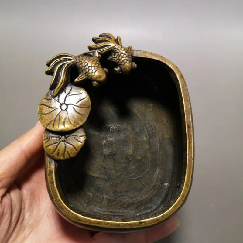 Brass Pond Moonlight Pen Washer with Goldfish Lotus, Study Room Decoration, Calligraphy and Painting Supplies, Copper