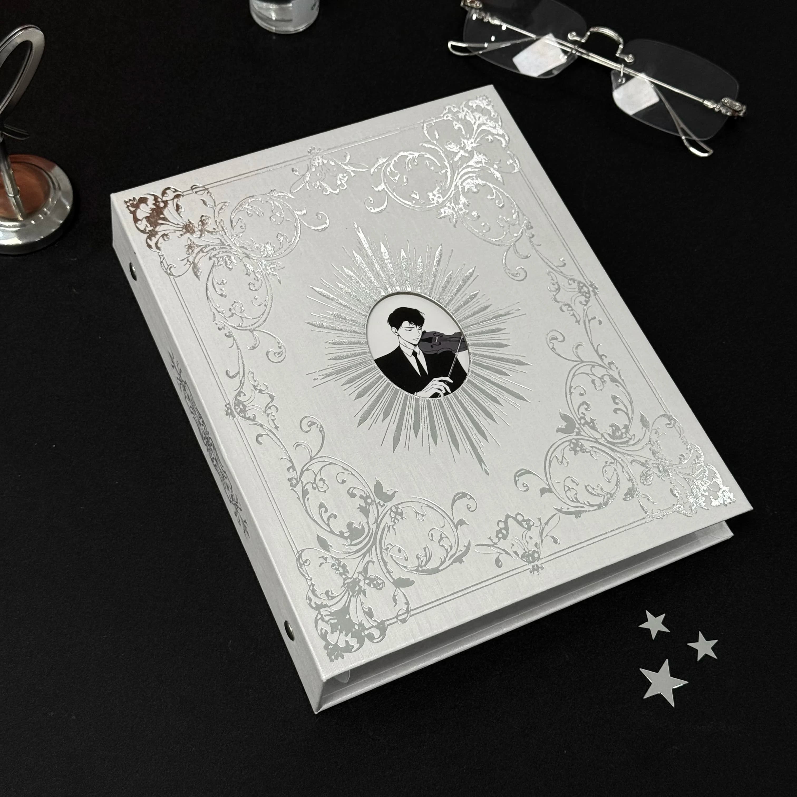Silver Foil A5 Photo Album with Cut-out Windows, 4-Pocket Display Book for 3x5" Polaroid Photo Cards, Collection Scrapbook