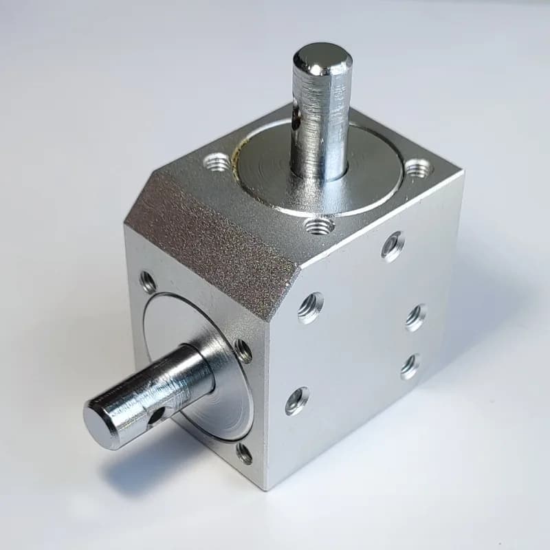 Right angle commutator below 2000 rpm, stable operation, high precision and high strength