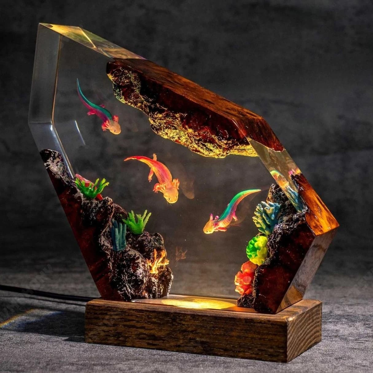 8X5 Inches Aquatic World Salamander Resin Lamp Decoration for Creative Home Furniture Desktop Artwork Craft Piece Unique Gift