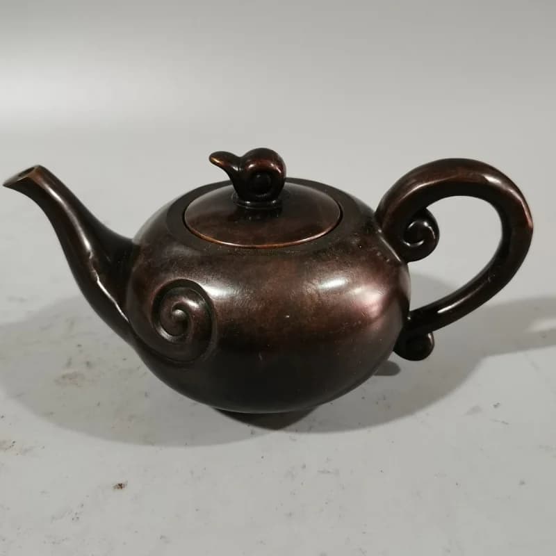 Bronze Collection: Brass Auspicious Cloud Teapot Ornament, Copper Tea Wine Pot, Office and Home Decorative Craft Display