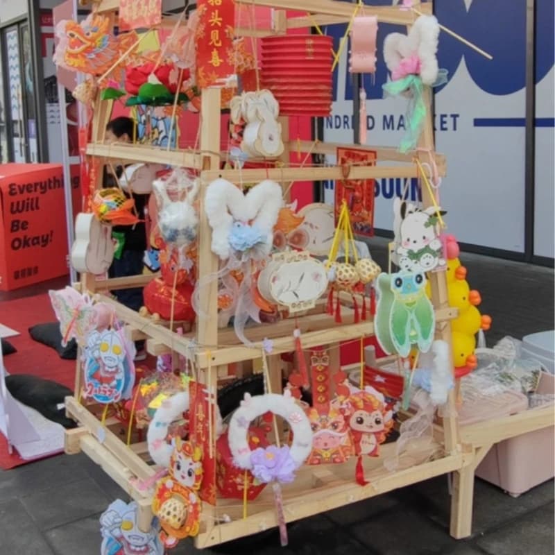 Mobile intangible cultural heritage fish lantern car dragon lantern car traditional folk culture cargo car