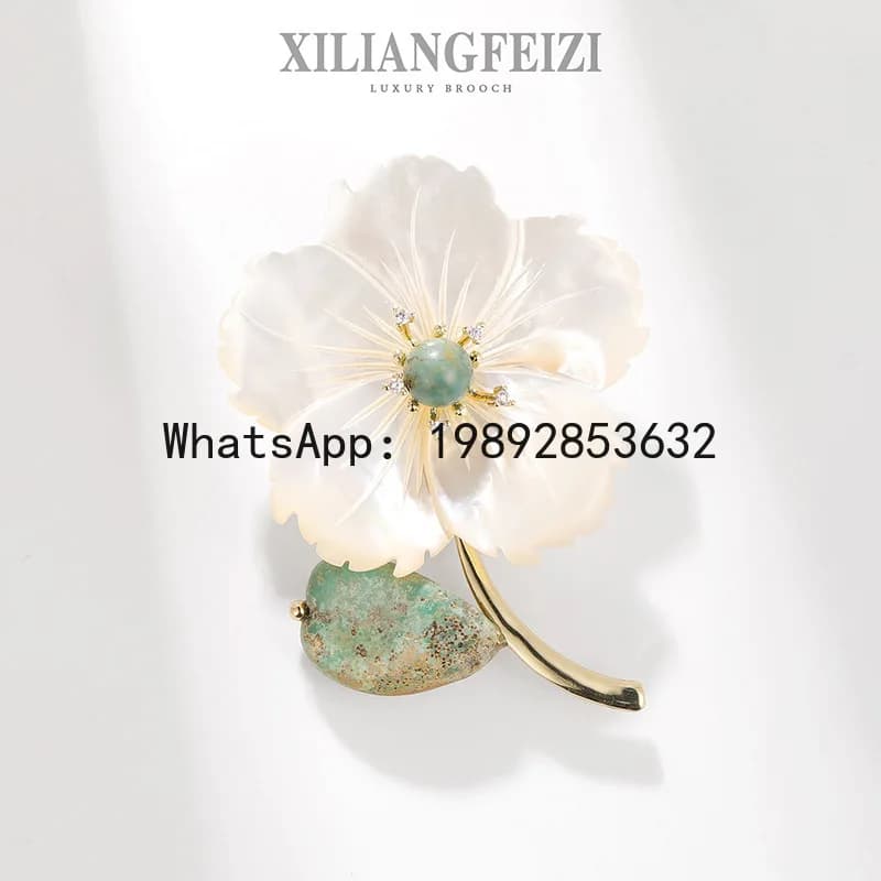 XZ high-grade natural mother shell peach blossom brooch emperor stone atmospheric elegance with coat corsage pin