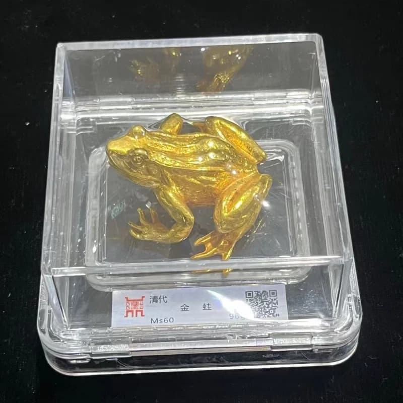 Qing Dynasty Gilt Bronze , Qianlong Era Pure Copper Gold Ingot, Graded Golden Frog, Wealth-Attracting Ornament