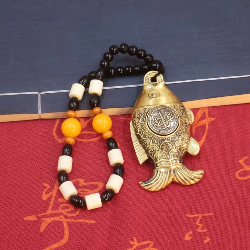 Brass Eight Directions Wealth and Prosperity Yearly Abundance Turning Handheld Piece Carp Small Ornament Craft Lucky Koi Copper