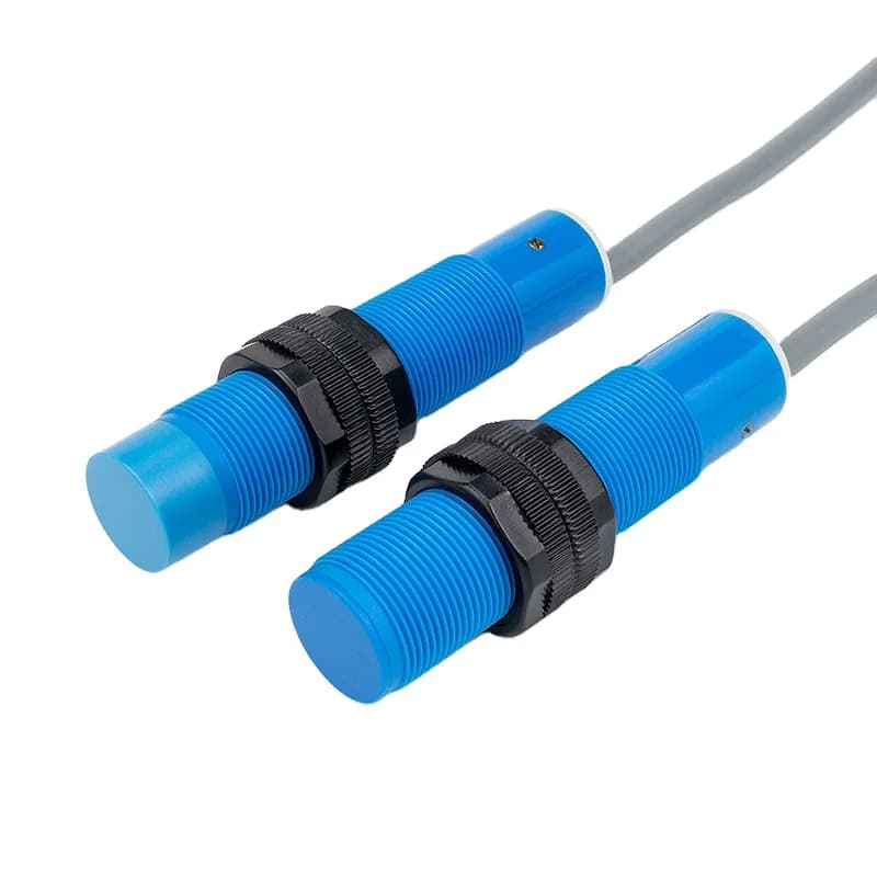 Proximity Switch, Long-distance Liquid Level Motion Switch 3-wire NPN PNP Capacitive Proximity Sensor