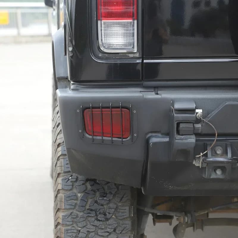 2Pcs Stainless Steel Black For 2003-2007 Hummer H2 Car Modeling Rear Bumper Fog Lamp Lamp Shade Decorative Cover Sticker Parts