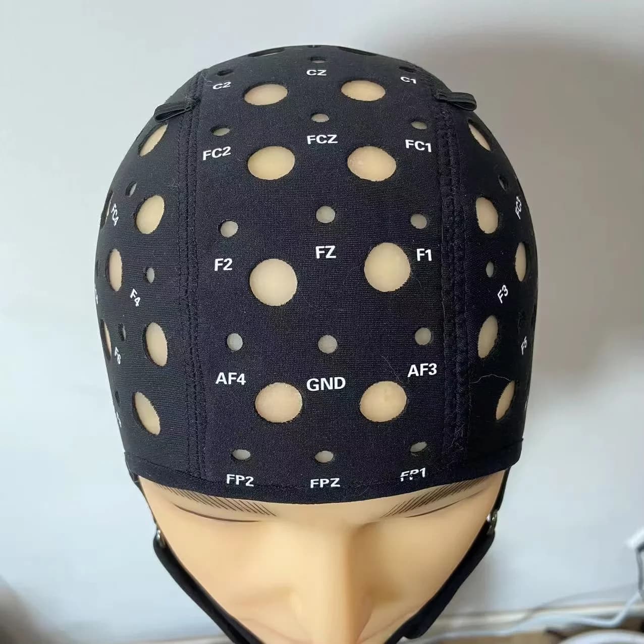 Electrode Cap Can Be Customized EEG Transcranial Positioning Cap Electrode Cap Rubber Sandwich Thickened 64-lead EEG Machine