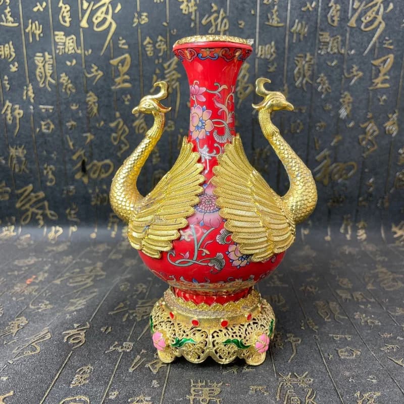 Antique-Style Gold-Plated Hollow Base Peacock Vase Red Collectible Ornament Home Decoration Craft
