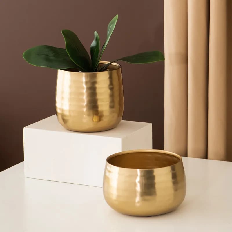 Modern light luxury wrought iron bowl-shaped drum-shaped golden flower pot, home desktop metal flower decoration ornament