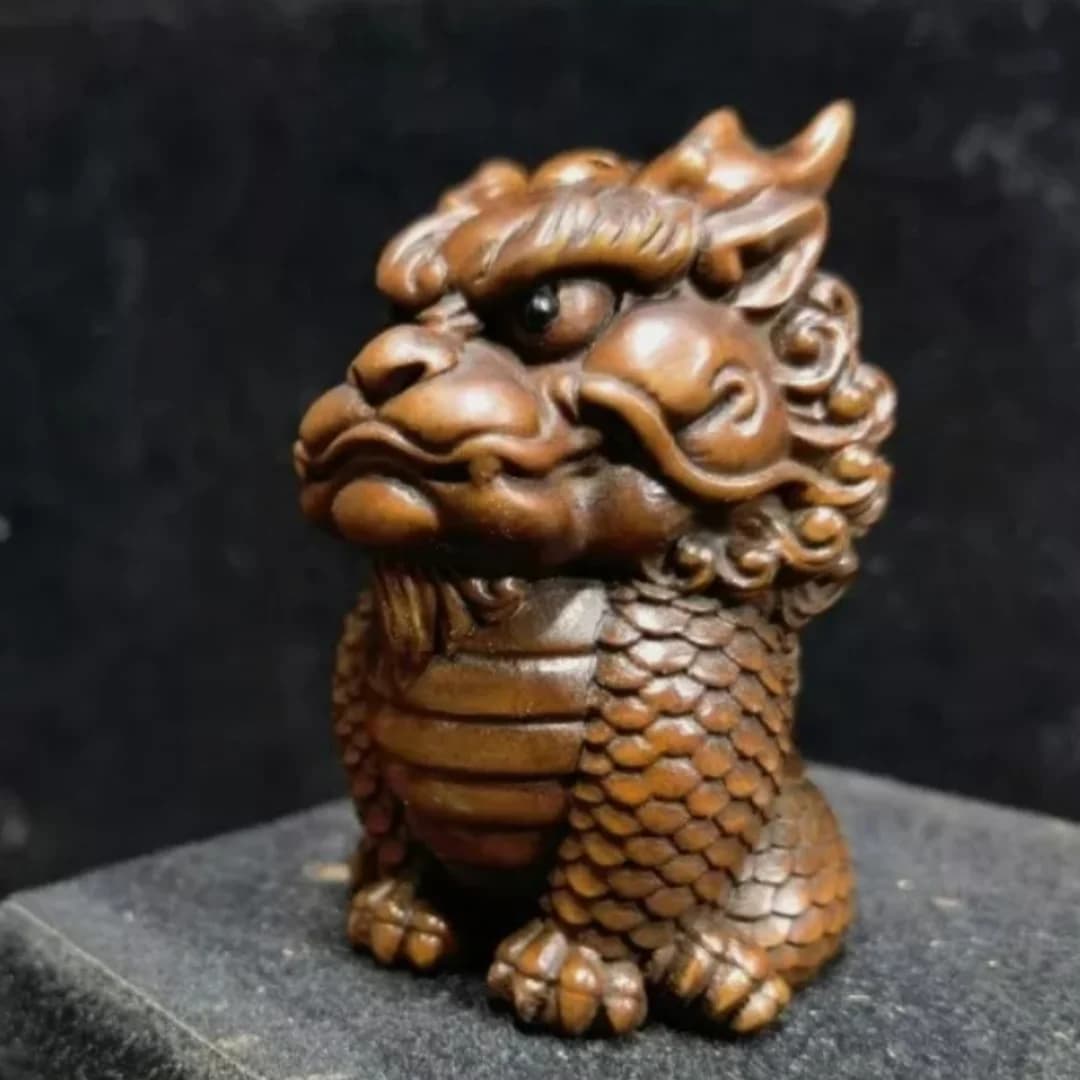 Vintage Japanese Netsuke Old Boxwood Carved Kylin Statue Home Decoration
