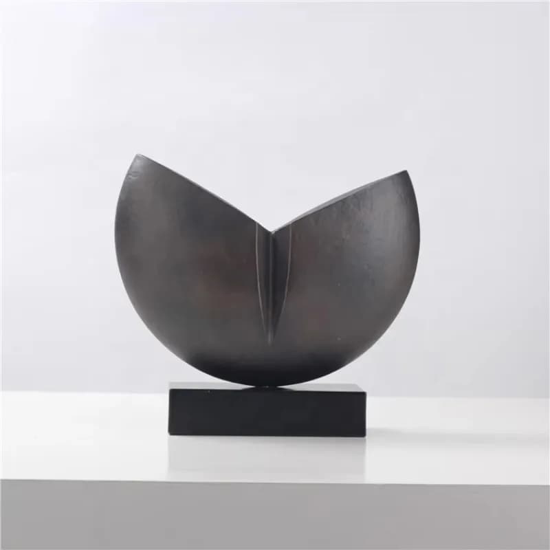 Geometric Vintage Abstract Metal Interior Decor Accessories Show Pieces Resin Home Office Decoration