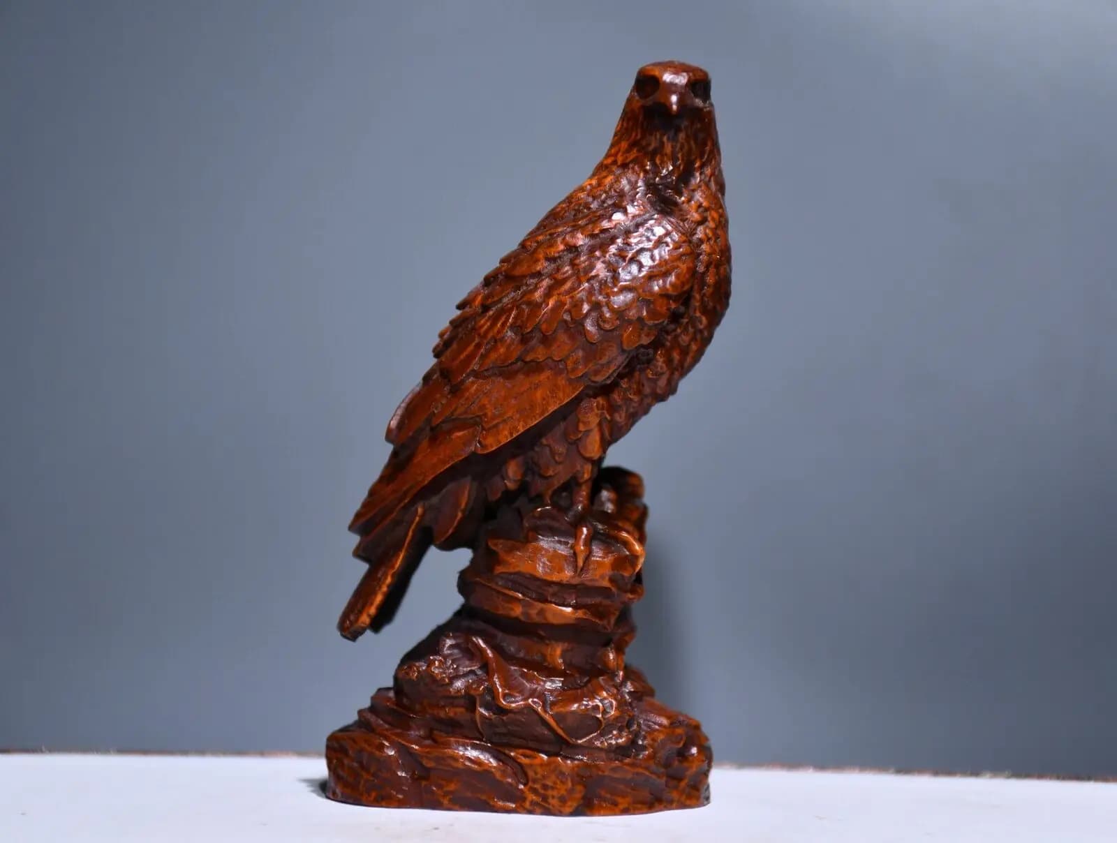 4" Chinese Box-wood Hand Engraving Animal Lanneret Tercel Tiercel Statue