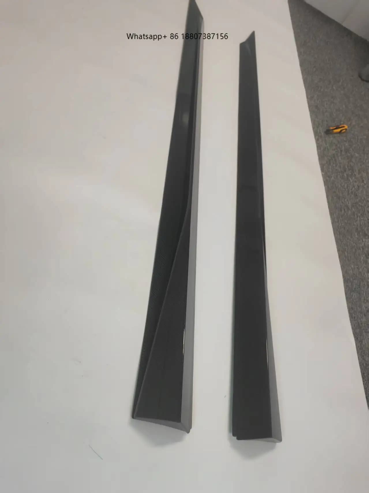 High Quality New Style  Dry Carbon Fiber Side Extension forBMW G90 G99 M5 Sedan 2025+ Side Skirt