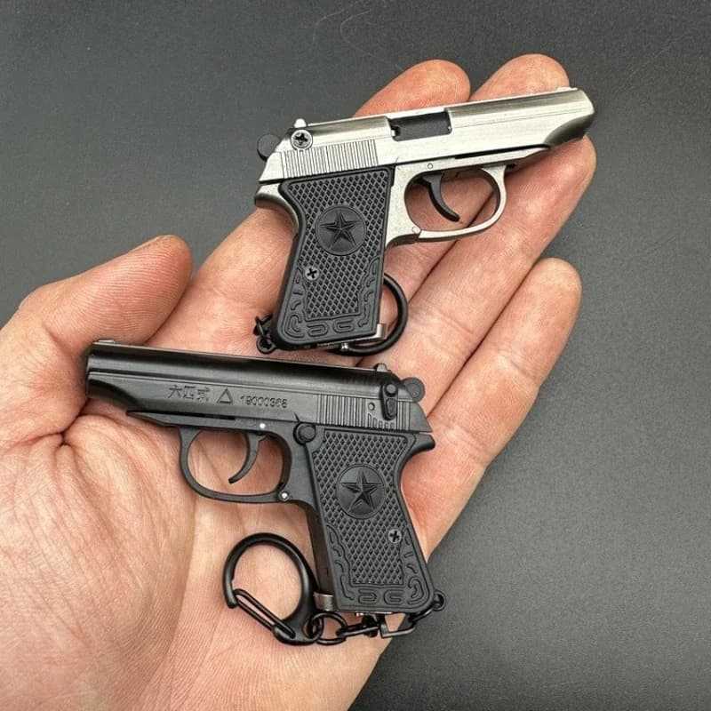 1:3 Scale Chinese 64 Alloy Model Detachable Metal Ornaments Keychain Shell Decompression Toy Gift for Men Figurines & Miniatures