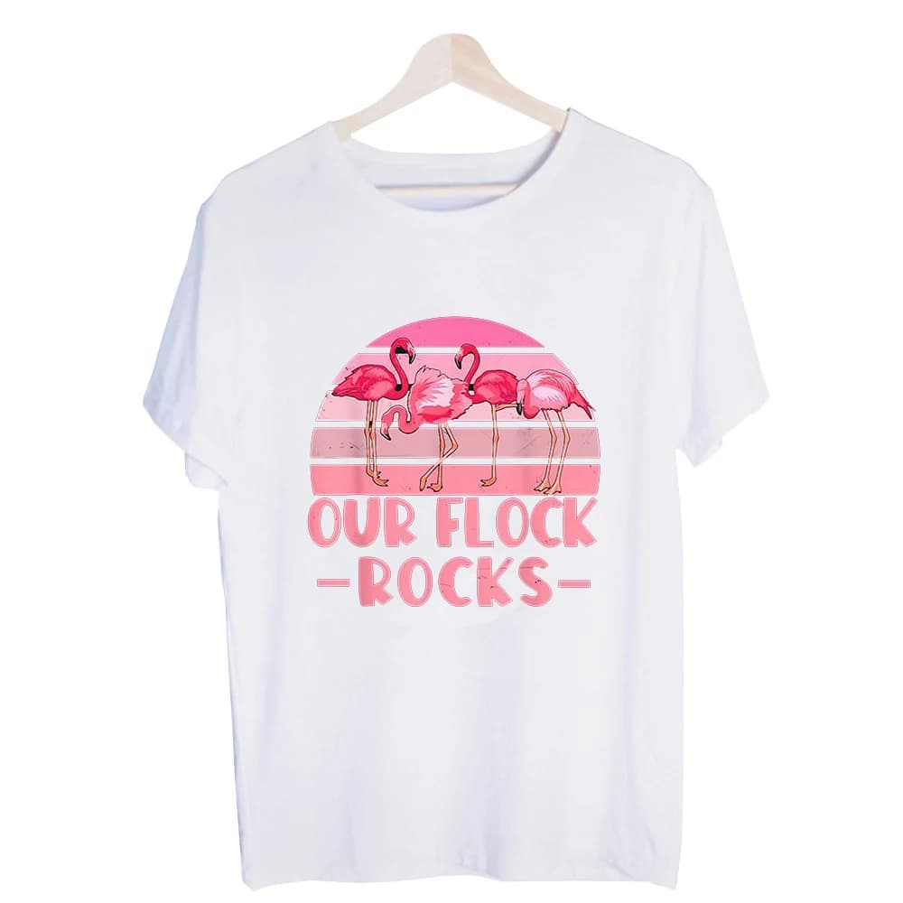 Women's Flamingo Graphic Tee, Retro Style Short Sleeve T-Shirt for Summer Vacation and Casual Outfits