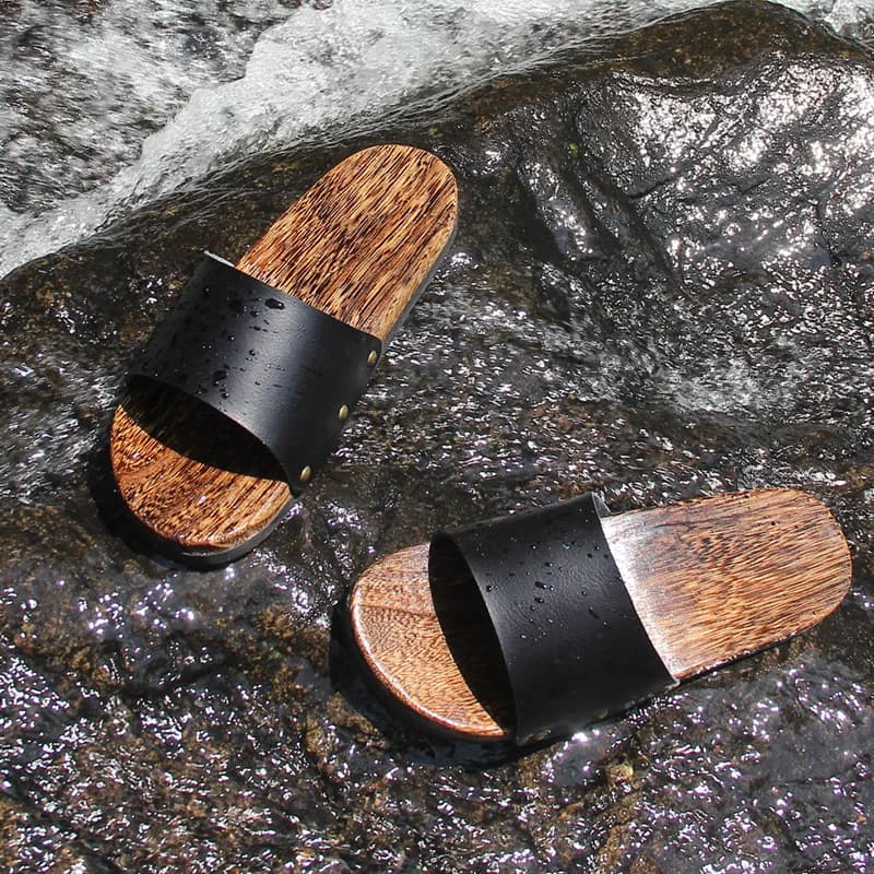 Japanese Style Flip Flops Clogs Solid Wood Slippers Wooden Summer Decor