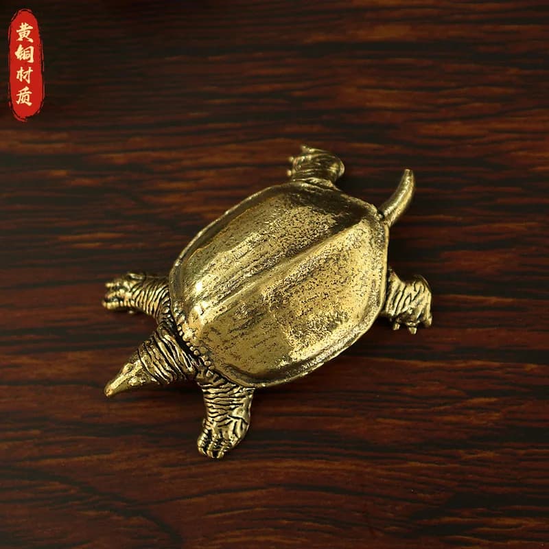 Pure brass turtle figurine, a creative traditional Chinese-style decoration for aquariums, miniature landscapes, and rockeri