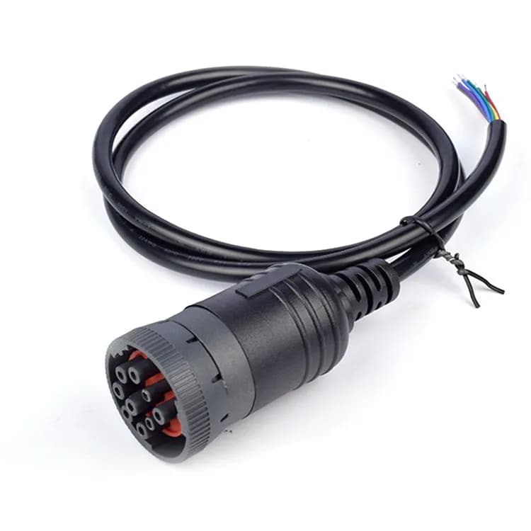 Truck, engine diagnostic cable plug 9-pin connection open cable J1939-9Pin