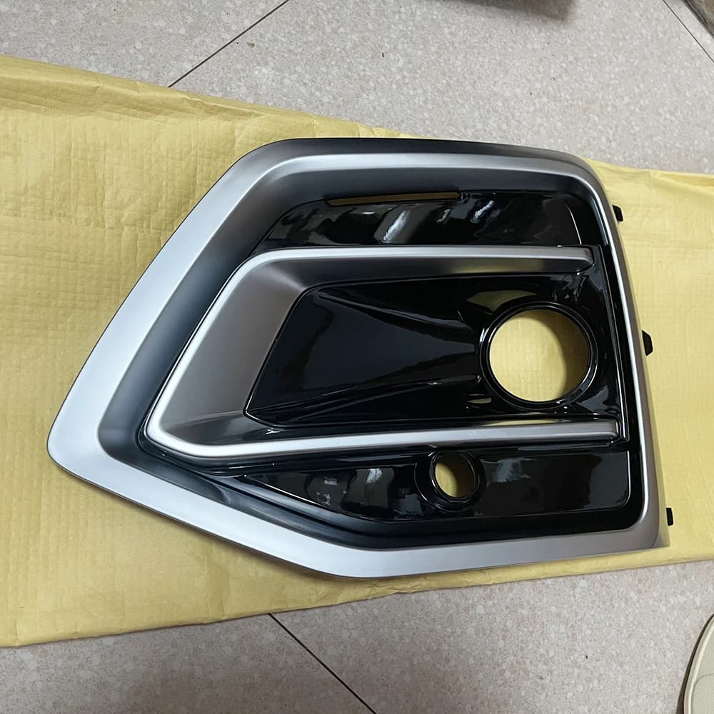 Front Grille Fog Lamp Cover Frame for Audi Q5L 2021 2022 2023 2024, Q5L Zhiya Style Replacement Bumper Lower Grille Trim