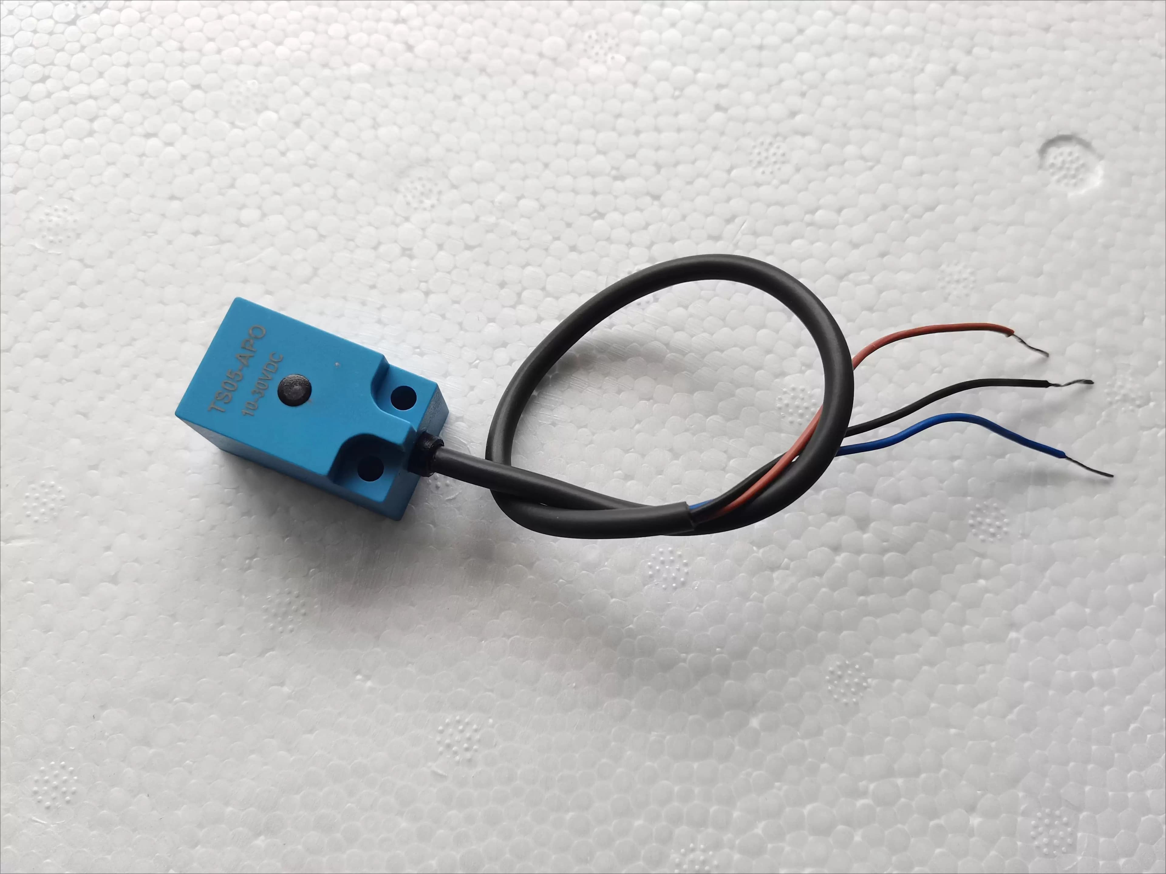 For Helis 170HA Lidas CBD190LI handle lock TS05-APO limit proximity switch 1900506001