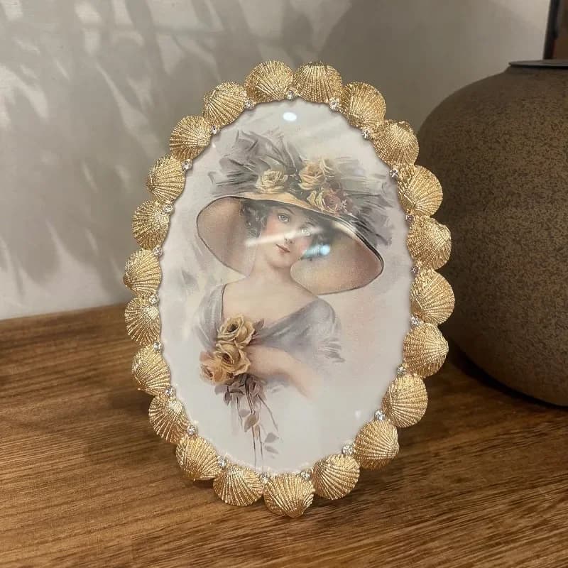 Oval Metal Photo Frame Home Decoration  Shell Shape Photo Frame with Diamond Ornament 6/7 Inch Creative Photo Frame