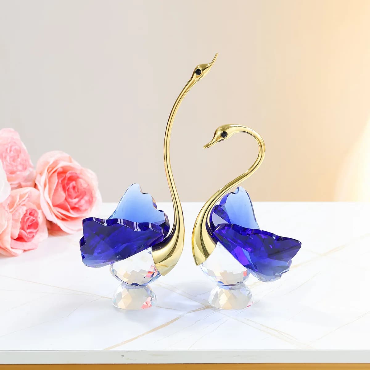 Crystal Swan Figurines, Couple Lover Swan Statues,Paperweight Wedding Living Room Home Office Tabletop Decor Valentine's Day