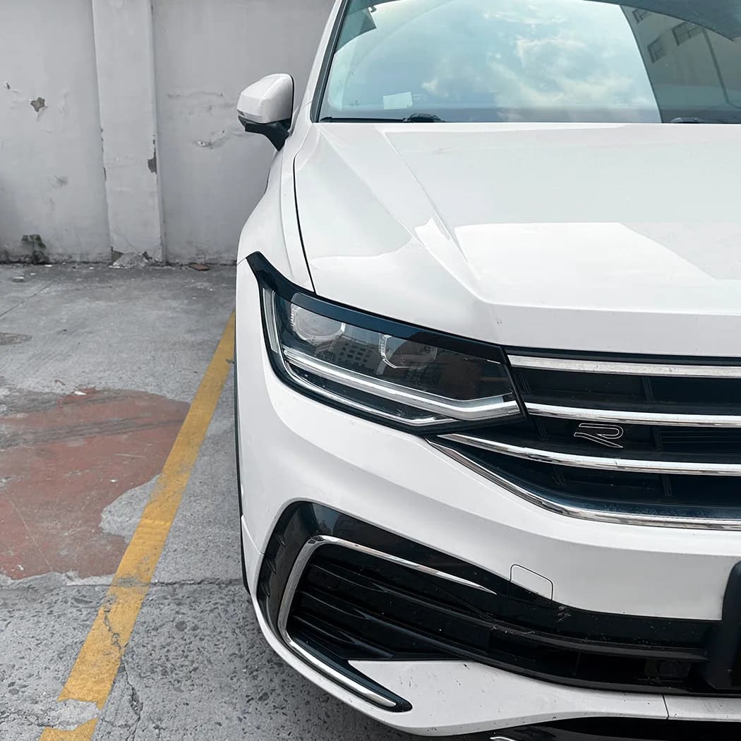 Car Headlight Eyebrow Eyelid Lamp Head Light Eyebrows For VM Tiguan MK2.5 2021-2023 Cars Exterior Modification Accessories