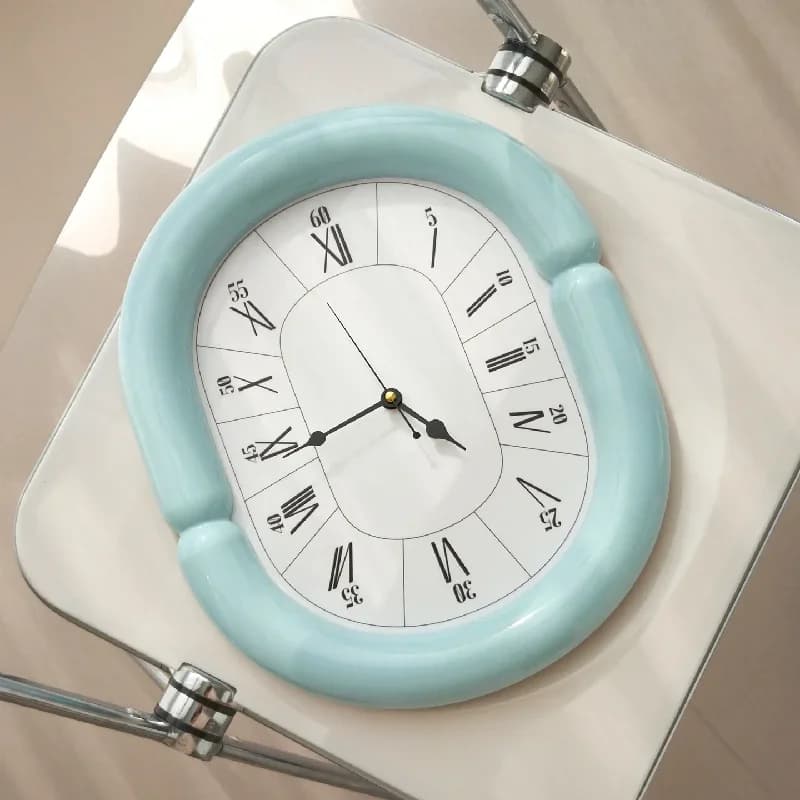 Dopamine French Vintage Oval Wall Clock Minimalist White Frame Decorative Hanging Clock For Home Living Room Bedroom