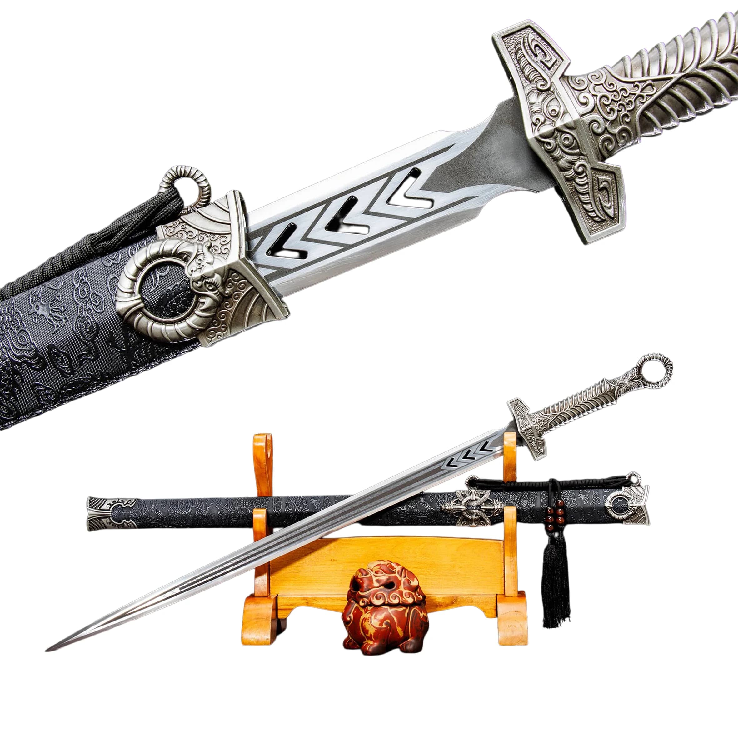 Carbon steel sharp hollowed-out blade. Chinese Samurai Sword. Metal handle. Katana.Gift for knights and ninjas' combat.Training